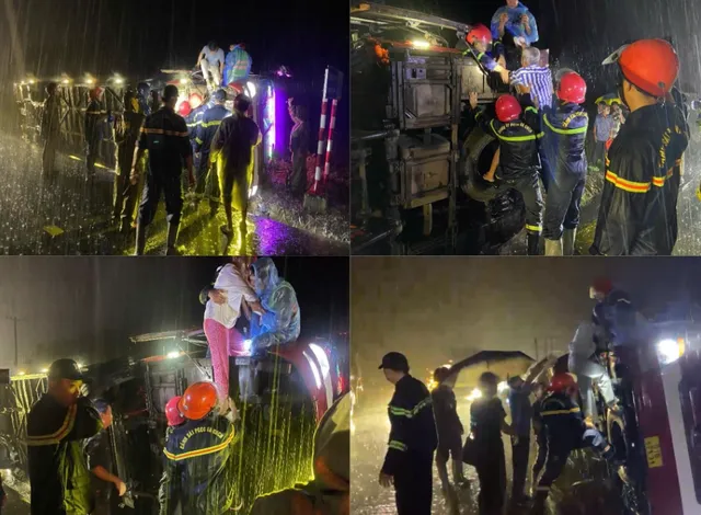 Cứu 19 người trong xe khách giường nằm bị lật xuống mương giữa trời mưa lớn - Ảnh 2.