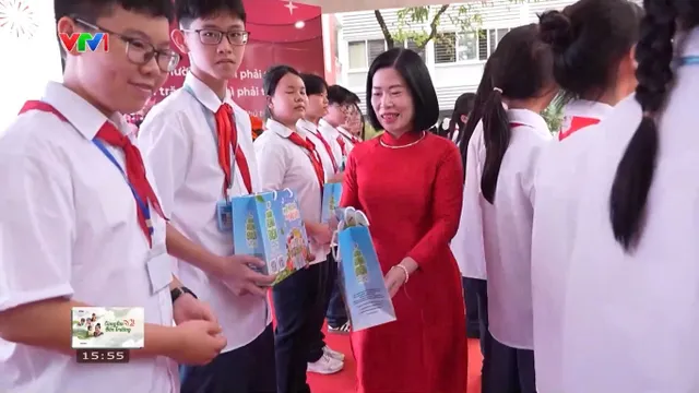 Ngày khai giảng đặc biệt của cậu học trò giàu nghị lực- Ảnh 3. Ngày khai giảng đặc biệt của cậu học trò giàu nghị lực- Ảnh 3.