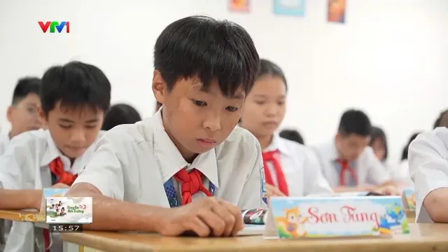 Ngày khai giảng đặc biệt của cậu học trò giàu nghị lực- Ảnh 1. Ngày khai giảng đặc biệt của cậu học trò giàu nghị lực- Ảnh 1.