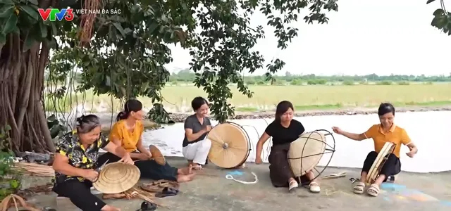 Việt Nam đa sắc: Nghề làm nón tại Tri Lễ  - Ảnh 3.