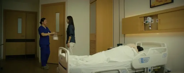 Mùa hè năm ấy - Tập 24: Bà Ngọc nhập viện vì lo nghĩ chuyện tình cảm của Phương với Khánh, Tùng - Ảnh 13.