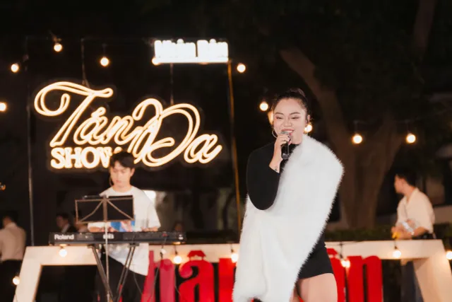 Tán Đa Show số 2: Nghệ sĩ trẻ kể câu chuyện âm nhạc giữa lòng Hà Nội  - Ảnh 3.