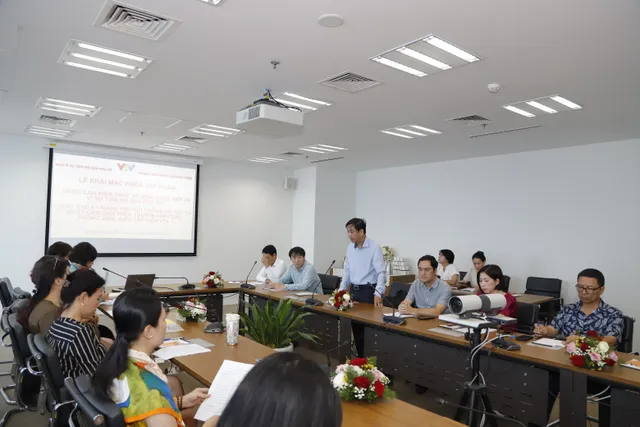 Khai mạc khóa Tập huấn “Nâng cao kiến thức về bình đẳng giới và vì sự tiến bộ của phụ nữ” - Ảnh 3.