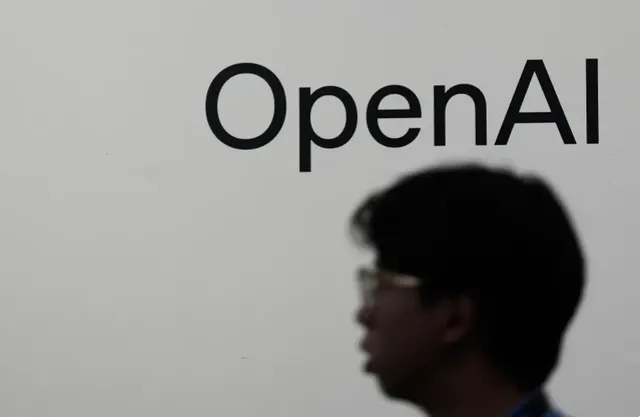 EU yêu cầu OpenAI và Anthropic giải trình về an ninh mạng - Ảnh 1.
