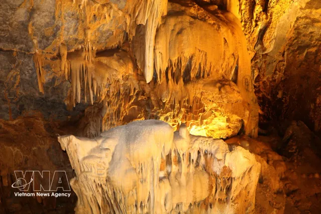 Ninh Binh promotes archaeological heritage through a new tourism product - Ảnh 1.