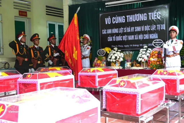 Remains of 93 martyrs reburied in Tuyen Quang - Ảnh 1.