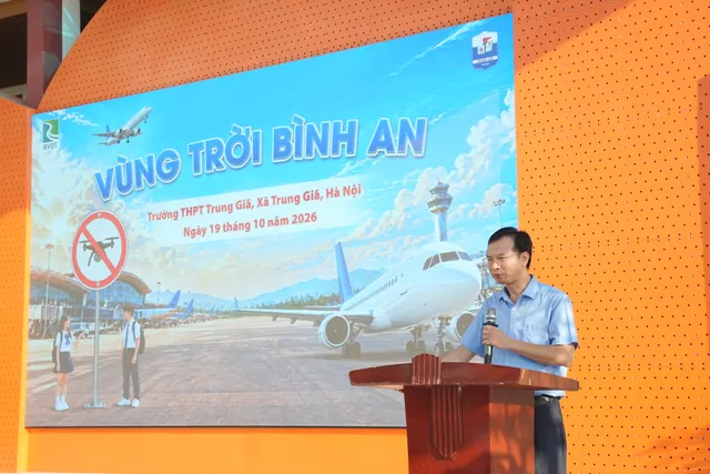 Hơn 1.000 học sinh ký cam kết không vi phạm an toàn hàng không- Ảnh 2.