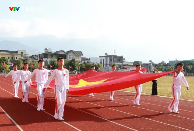 Lai Châu rộn ràng ngày hội thể thao các dân tộc - Ảnh 9.