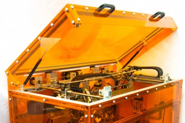 The 3D printer can also print around objects