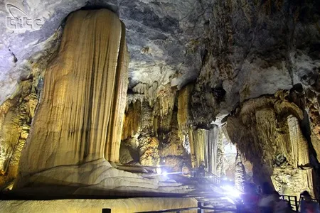 A magnificent view of Thien Duong (Paradise) Cave in Phong Nha-Ke Bang National Park in Quang Binh Province (Photo: vietnamtourism.gov.vn)