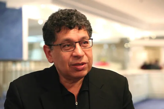 Dr. Menis Yousry, Founder, the Essence Foundation