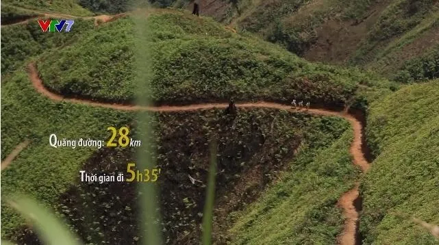 A scene from the documentary film 'The Way to School'