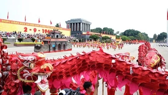 The special art performance programme marking the 70th anniversary of National Day is the first among top 10 culture, sports and tourism events in 2015. (Credit: VGP)