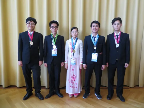 Vietnamese students at International Physics Olympiad 2016 (Photo: Dan Tri)