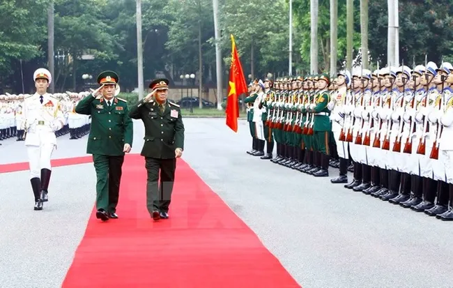 Lao senior military officer visits Vietnam to boost defense partnership (Photo: VNA)