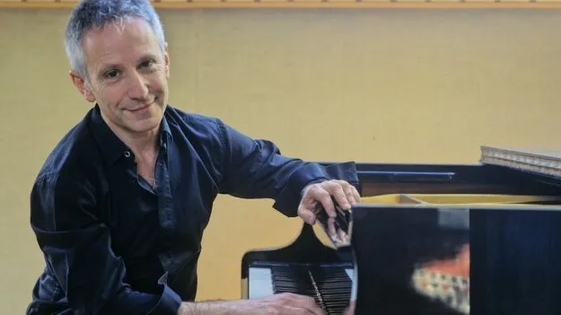 French pianist Jean-Louis Haguenauer to join VNCMF 2017