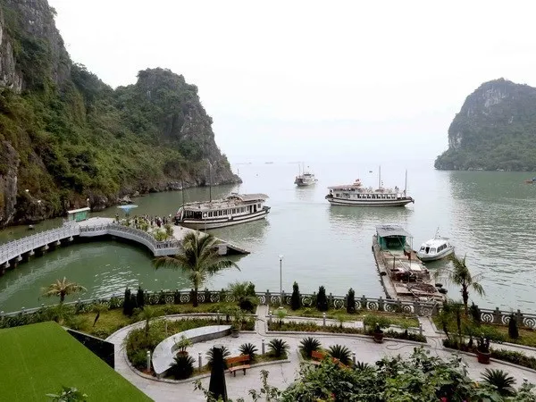 A corner of Ha Long Bay in Quang Ninh province (Source: VNA)
