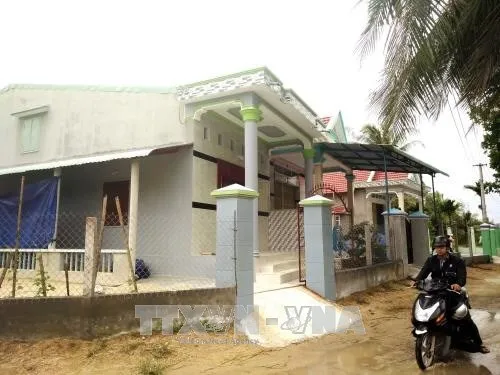 The resettlement area in My Chanh District, the central province of Binh Dinh, which was severely affected by flash floods, was constructed with the support of local authorities. (Photo: VNA)