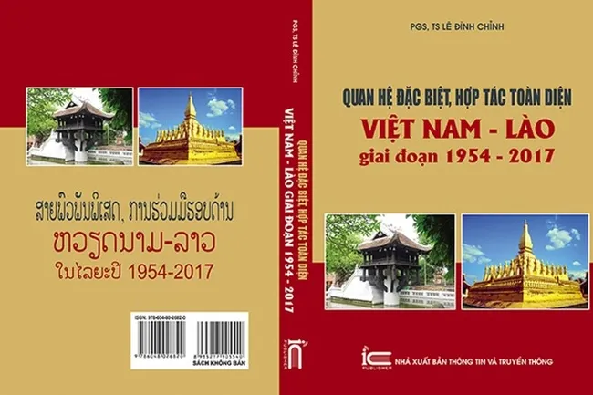 Cover of a book on Vietnam-Laos special relations (Photo: mic.gov.vn)