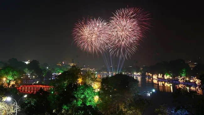 Hoan Kiem Lake is one the best viewing venues for Lunar New Year firework displays.