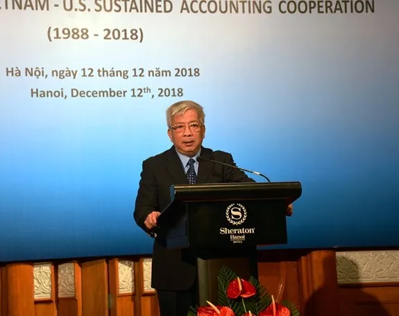 Deputy Minister of Defence Sen. Lt. Gen. Nguyen Chi Vinh addresses the ceremony in Hanoi on December 12 (Photo: qdnd.vn)