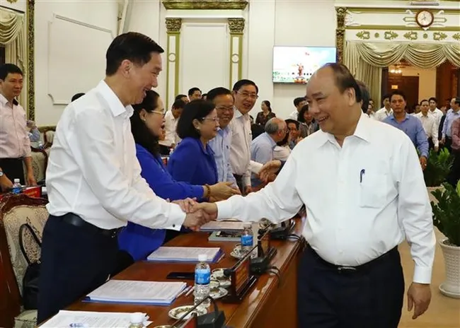 Prime Minister Nguyen Xuan Phuc and delegates at the conference. (Photo: VNA)