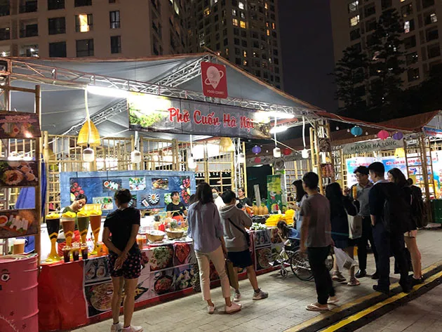 At the Vietnam Regional Specialties Fair