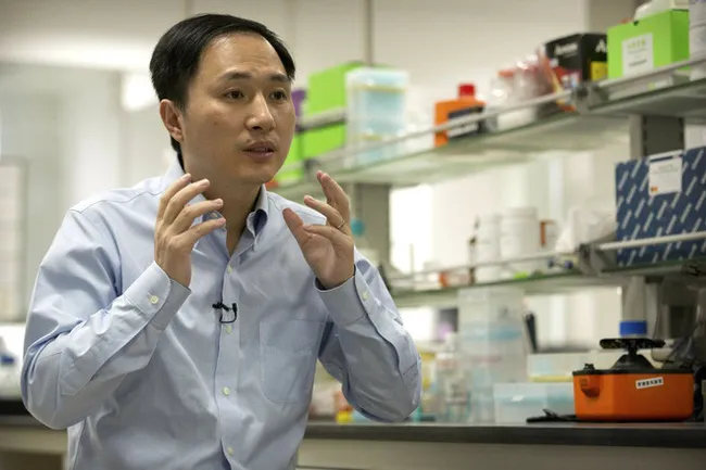 He Jiankui (Photo: AP)