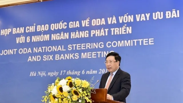 Chairman of The ODA National Steering Committee Deputy Prime Minister Pham Binh Minh speaking at the meeting (Photo: baoquocte.vn)