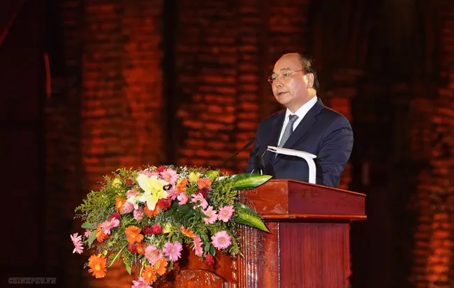 Prime Minister Nguyen Xuan Phuc speaking at the ceremony (Photo: VGP)