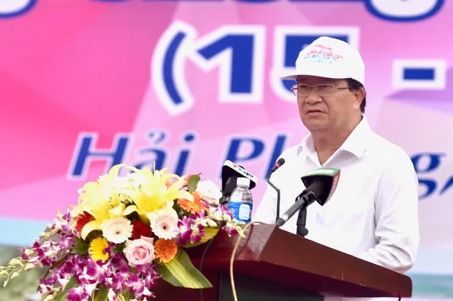 Deputy Prime Minister Trinh Dinh Dung (Photo: VPG)