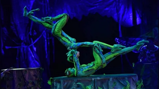 Circus tricks will enrich cai luong (reformed arts) in the new piece. (Photo: Vietnam Circus Federation)