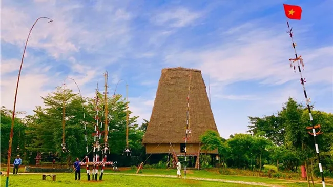 A Rong House (communal house) of Ba Na ethnic minority people at the Vietnam National Village for Ethnic Culture and Tourism.