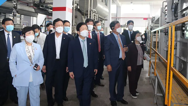 RoK delegation visits Samil Vina company.
