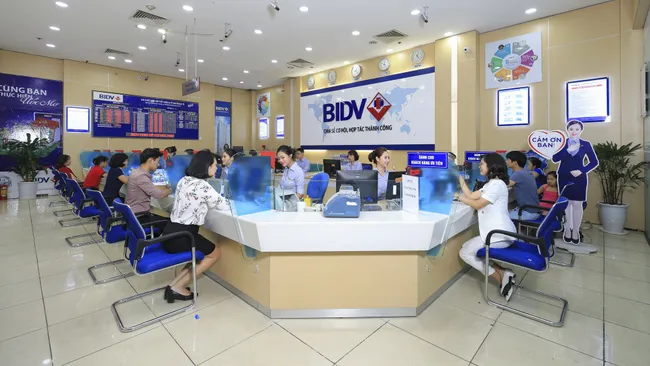 The total outstanding loans of the banking system are expected to rise by 14% in 2020. (Illustrative image)