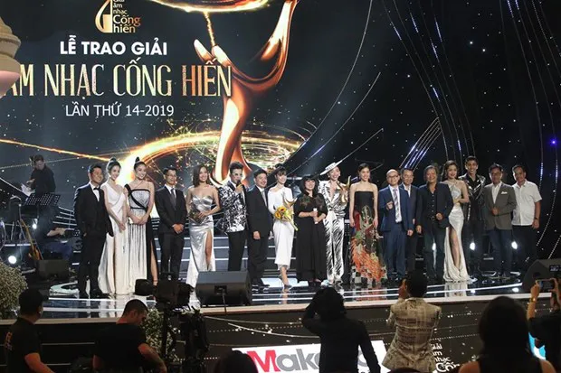 At the award ceremony in 2019 (Photo: VNA)