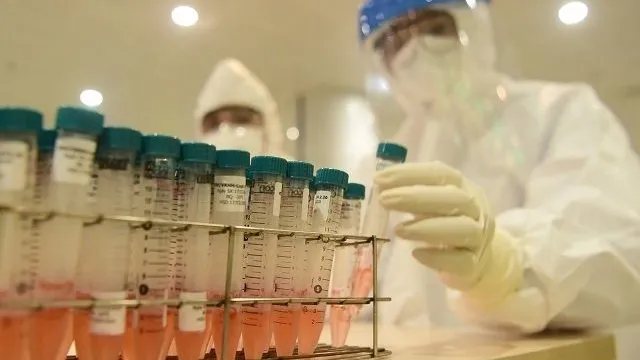293 patients have been given the all-clear, making up 89 percent of the total infections.