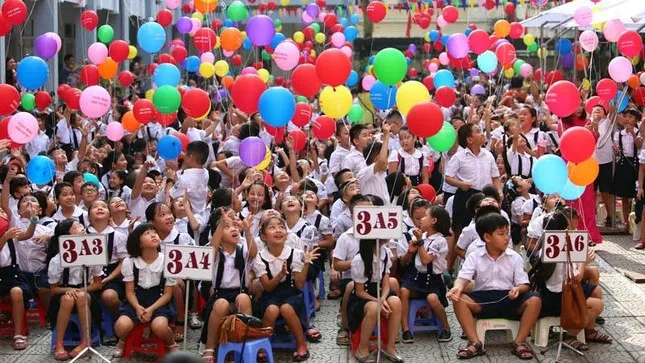 The Ministry of Education and Training is considering to delay the start date for the 2020-2021 school year.