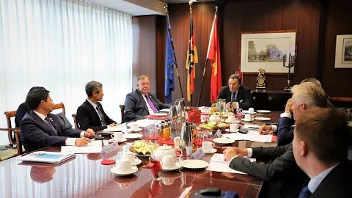 Delegates at the workshop in Berlin. (Photo: VNA)