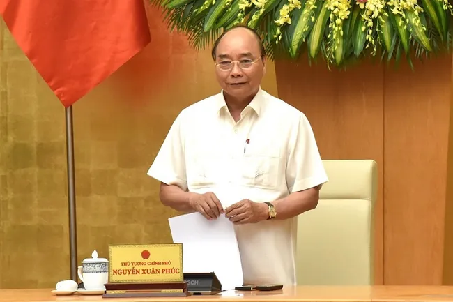 Prime Minister Nguyen Xuan Phuc speaks at the meeting. (Photo: NDO/Tran Hai)