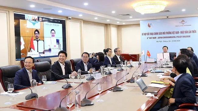 The signing ceremony (Photo: MONRE)