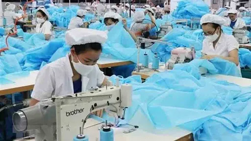Ho Chi Minh City has about 105,000 job vacancies in the rest of the year. (Illustrative image: VNA)