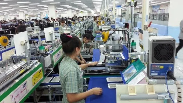 Vietnam has strengths in exporting various goods to the EU such as phones and components; computers, electronic products and components; and others. (Illustrative image)