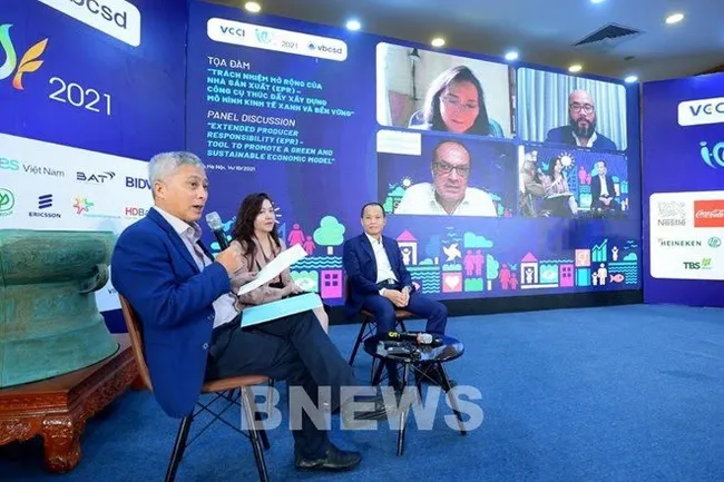 Speakers at the workshop on October 14 (Photo: VNA)