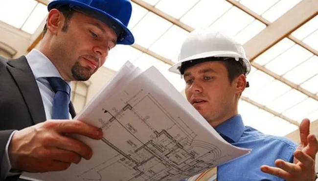 Under the decree, if employers want to change the demand for foreign labourers, they have to report to the MoLISA or provincial-level People’s Committees at least 30 days prior to the day planned to start using foreign labourers. (Illustrative photo)