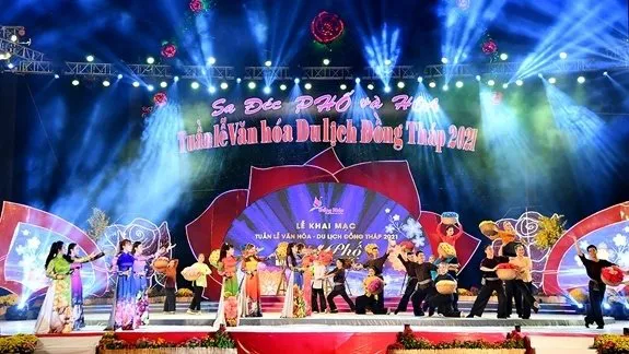 A performance at the launching ceremony. (Photo: qdnd.vn)