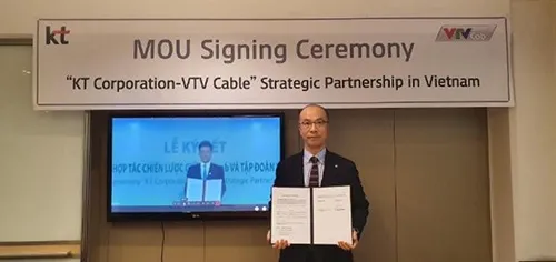 At the signing ceremony between KT Corp. and VTVcap.