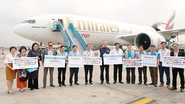 First COVID-19 vaccine batch under COVAX arrives in Vietnam (Photo: NDO/Duc Minh)