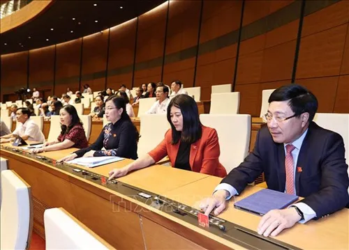 The deputies cast their secret votes on the approval of the nominations.
