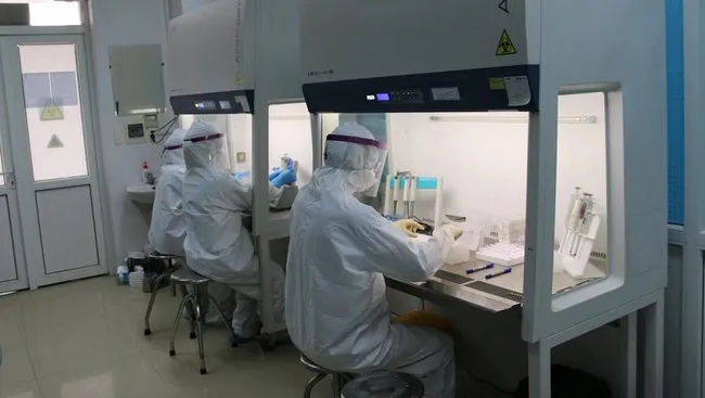 Vietnam recorded 100 new domestic COVID-19 cases from 6am to 12pm on June 14.